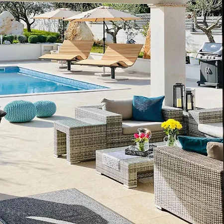 Lobos Vikendica *